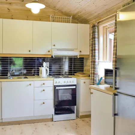 3 Bedroom Gorgeous In 펜션 Vikeså